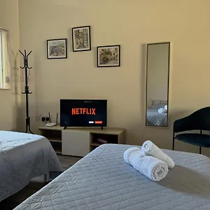 Appartement Private One Bedroom Close To Airport In